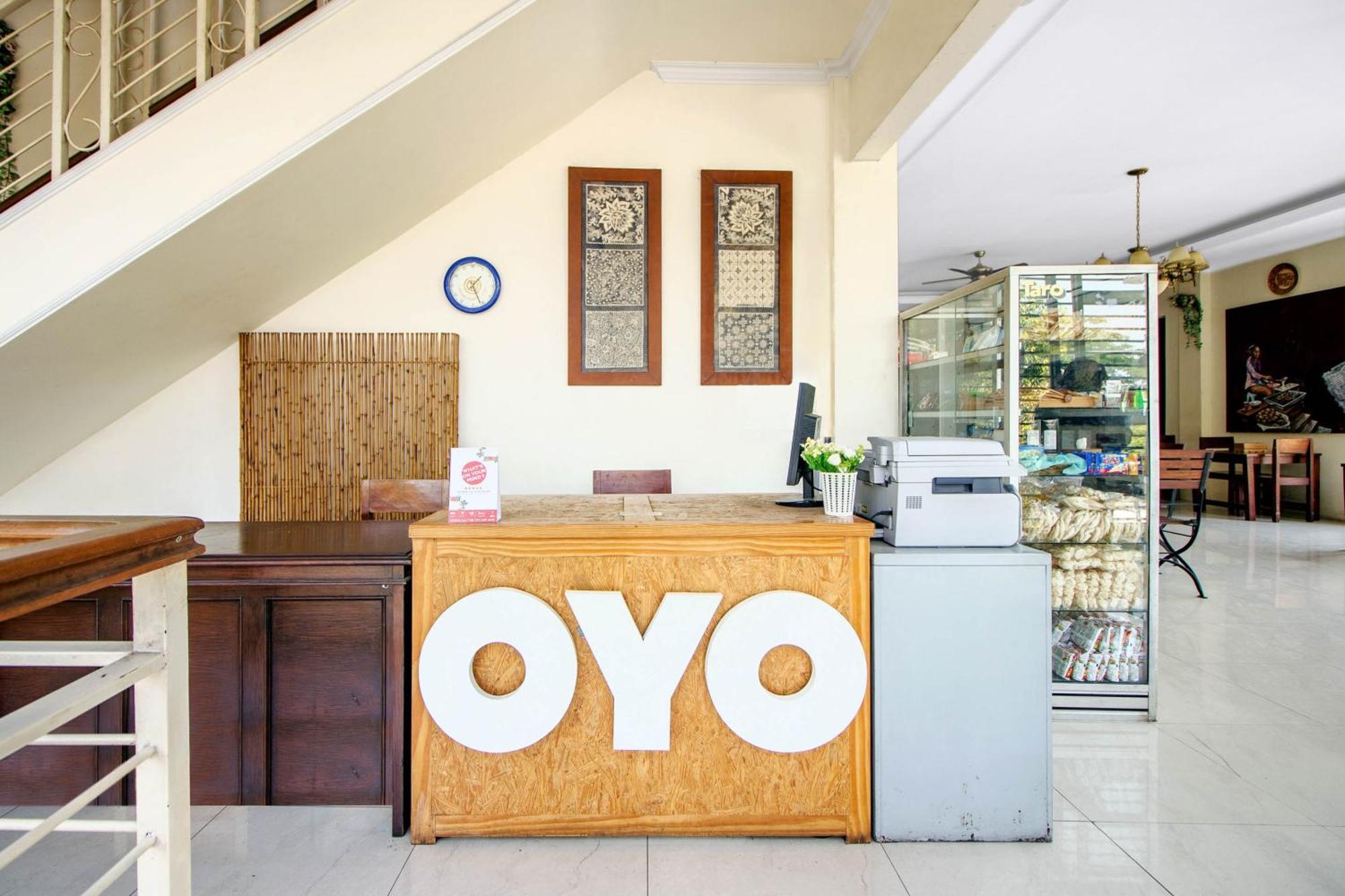 Super Oyo 250 De'Gadri Ndalem 호텔 Jarakan 외부 사진