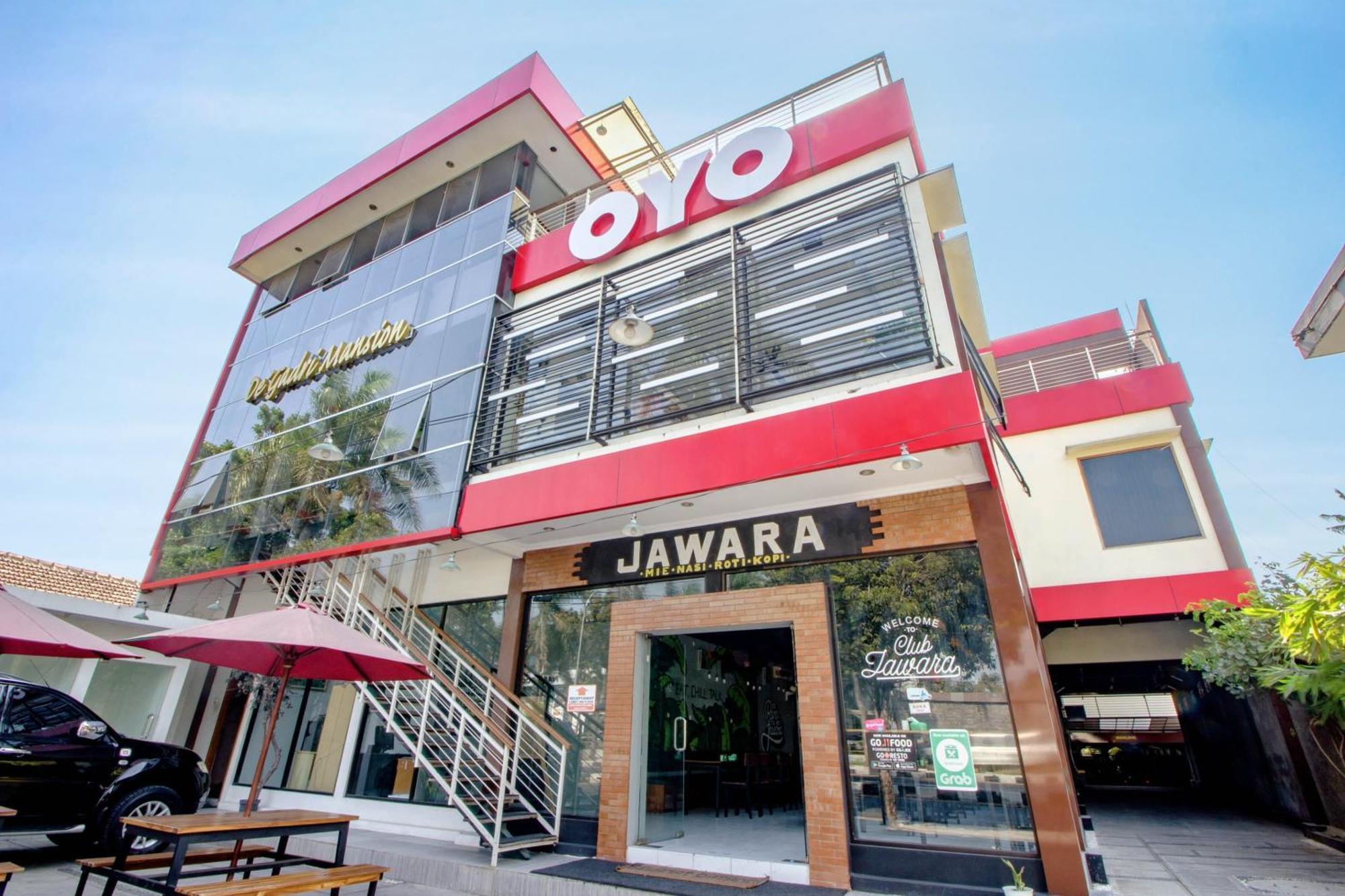 Super Oyo 250 De'Gadri Ndalem 호텔 Jarakan 외부 사진